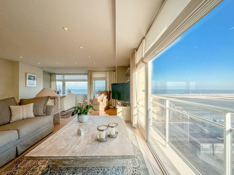 VERHUUR  Appartement 3 SLPK Knokke-Zoute - Hoekappartement op ZEEDIJK ZOUTE met GARAGE!