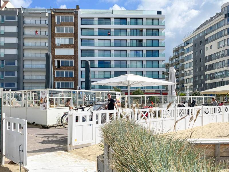 VERKOOP  Appartement 2 SLPK Knokke-Heist - Frontaal zeezicht / Rubensplein