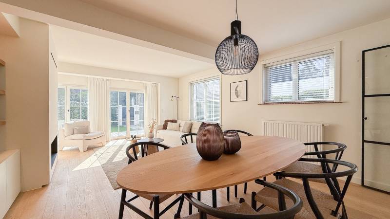 VERKOOP  VILLA 4 SLPK Knokke-Heist - Koppelvilla in een paadje