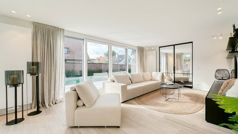 VERKOOP Villa 4 SLPK Knokke-Heist -  Alleenstaande villa met zwembad