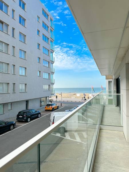 VERHUUR  Appartement 2 SLPK Knokke-Zoute - zijstraat Zeedijk / gemeubileerd