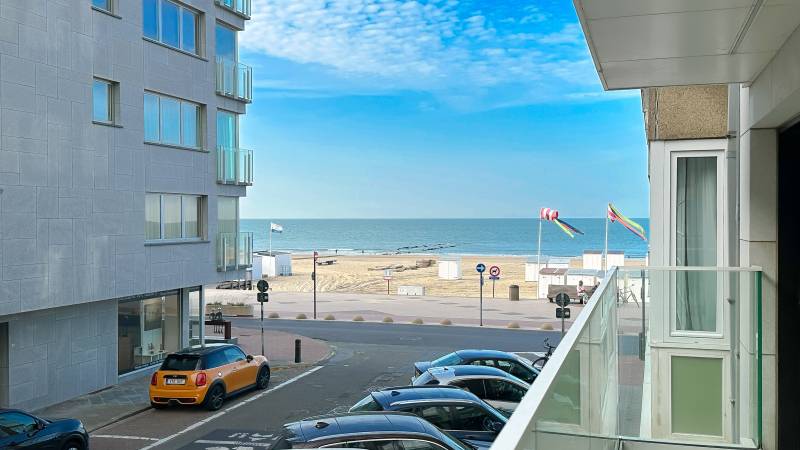VERHUUR  Appartement 2 SLPK Knokke-Zoute - zijstraat Zeedijk / gemeubileerd