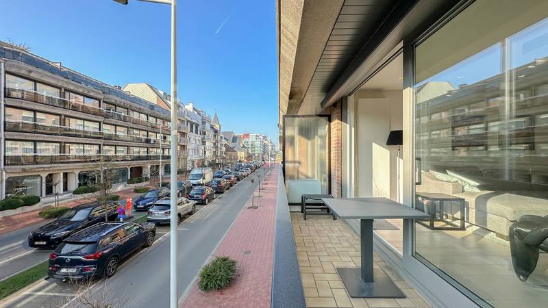 VERKOOP  Appartement 1 SLPK Knokke-Heist - Zonnig appartement / vlakbij Heilig Hartkerk en Dumortierlaan