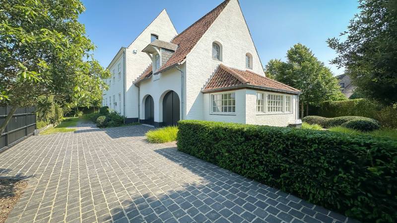 VERKOOP Villa 5 SLPK Knokke-Heist - Alleenstaande villa met zwembad / rustige villawijk