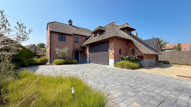 VERKOOP  VILLA 5 SLPK Knokke-Heist - Luxe-villa met zwembad