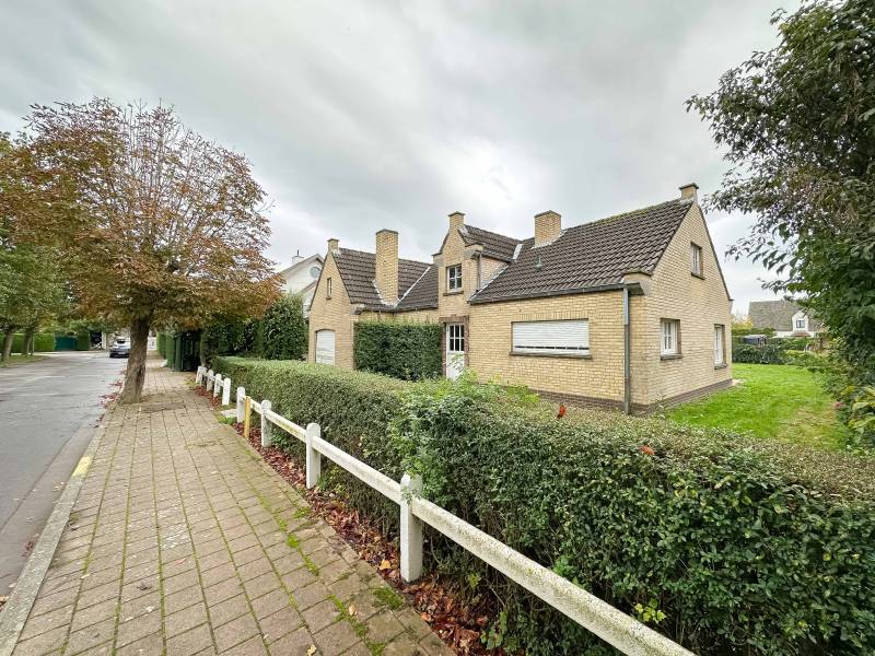 VERKOOP VILLA 3 SLPK Knokke-Heist - Te renoveren VILLA of ideale bouwgrond
