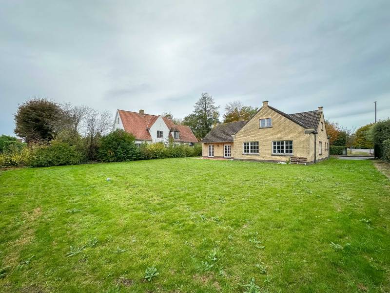 VERKOOP VILLA 3 SLPK Knokke-Heist - Te renoveren VILLA of ideale bouwgrond