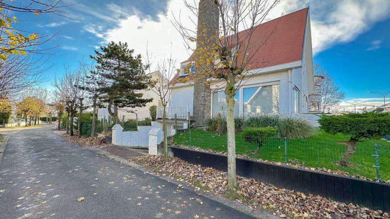 VERHUUR Villa 3 SLPK Knokke-Heist - Alleenstaande villa / vlakbij 