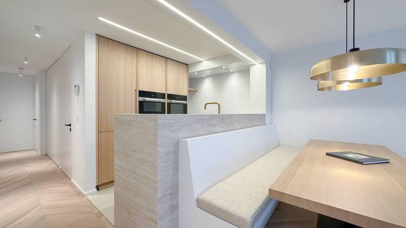 VERKOOP  Appartement 2 SLPK Knokke-Zoute - Hedendaagse inrichting / nabij het Driehoeksplein