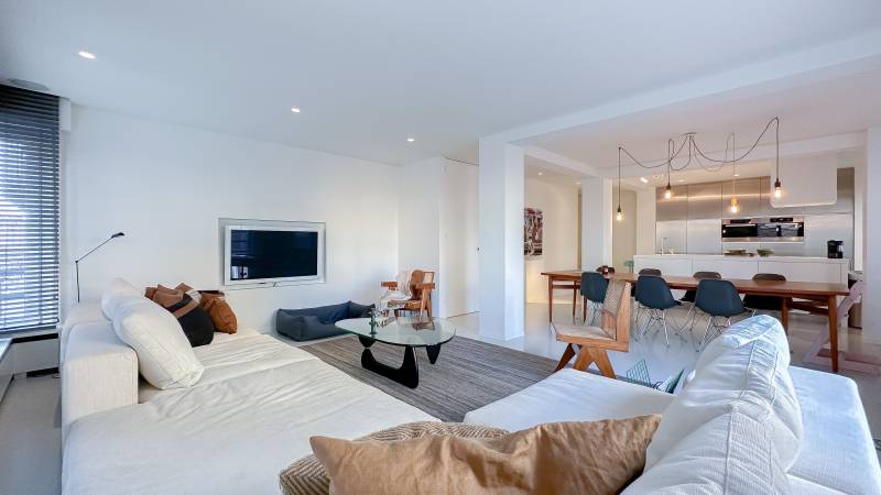 VERKOOP  Appartement 2 SLPK Knokke-Heist - Hoekappartement met loftgevoel / nabij de Zeedijk