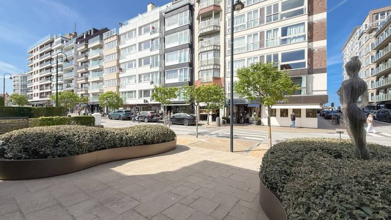 VERKOOP Appartement 2 SLPK Knokke- Zoute - Kustlaan / aan Albertplein