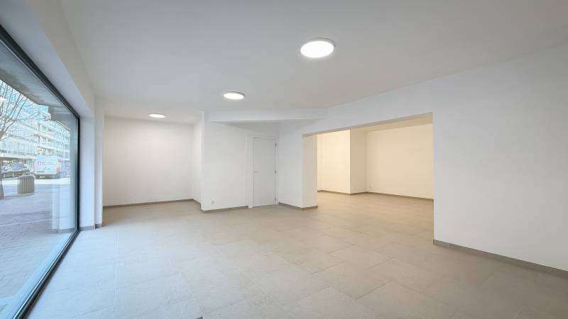 VERHUUR commercieel pand Knokke-Heist -  Kustlaan / Driehoeksplein