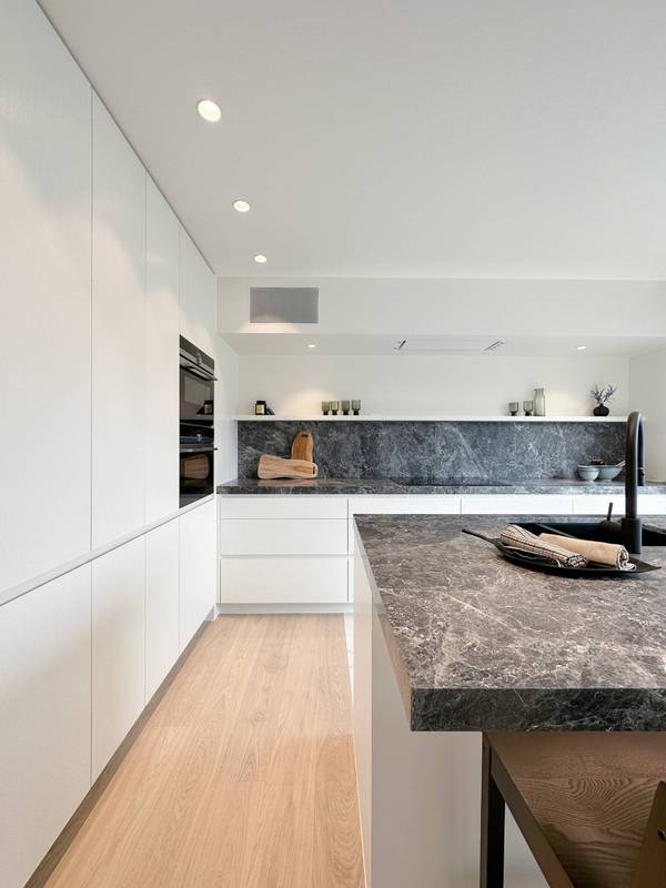 VERKOOP  Appartement 4 SLPK Knokke-Heist - Gerenoveerd / penthouse centrum Knokke