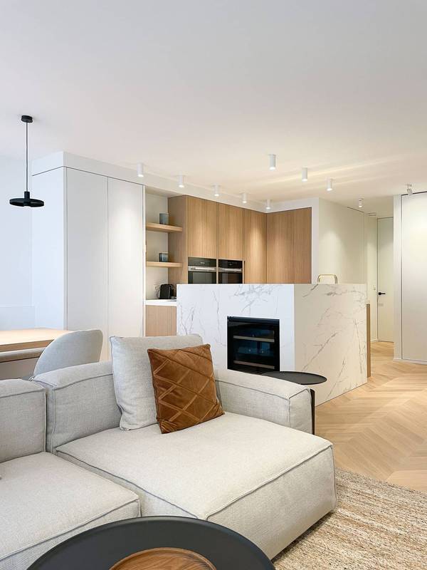 VERKOOP  Appartement 2 SLPK Knokke-Zoute - Zijdelings zeezicht / aan het Driehoeksplein 