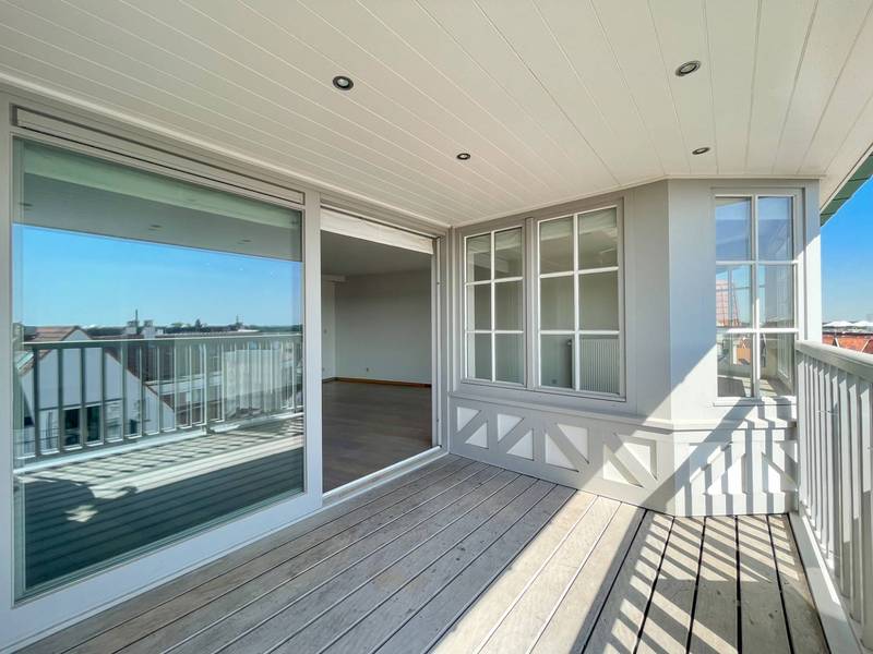 VERHUUR  Appartement 2 SLPK Knokke-Heist -Zonnig en overdekt terras