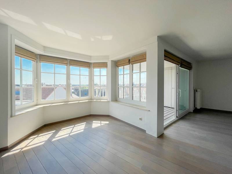 VERHUUR  Appartement 2 SLPK Knokke-Heist -Zonnig en overdekt terras