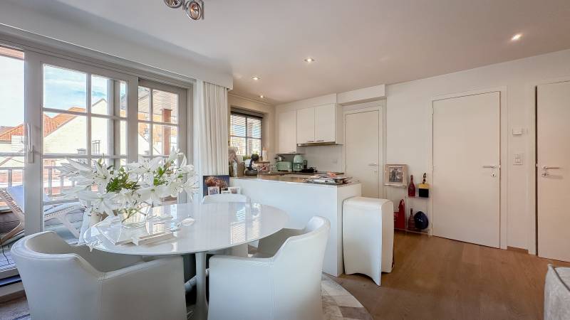 VERKOOP  Appartement 2 SLPK Knokke-Heist - Duplex hoekappartement / aan Groentenmarkt