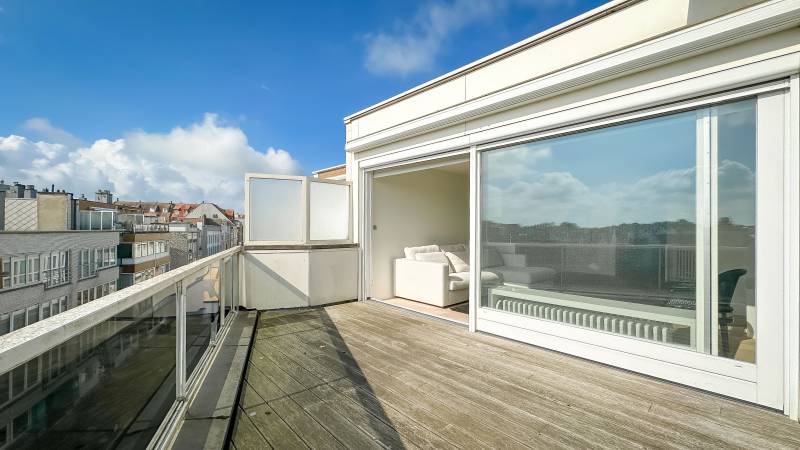 VERKOOP APPARTEMENT 2 SLPK KNOKKE-HEIST - PENTHOUSE / ZONNIG TERRAS / ZOUTELAAN
