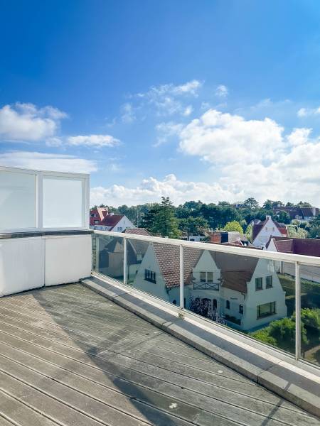 VERKOOP APPARTEMENT 2 SLPK KNOKKE-HEIST - PENTHOUSE / ZONNIG TERRAS / ZOUTELAAN