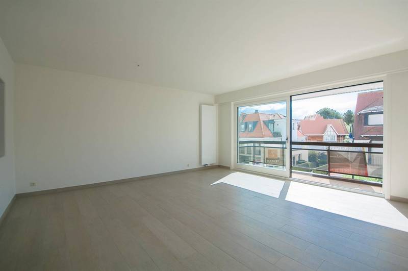 VERHUUR  Appartement 3 SLPK KNOKKE-ZOUTE -  Kustlaan / vlakbij Albertplein