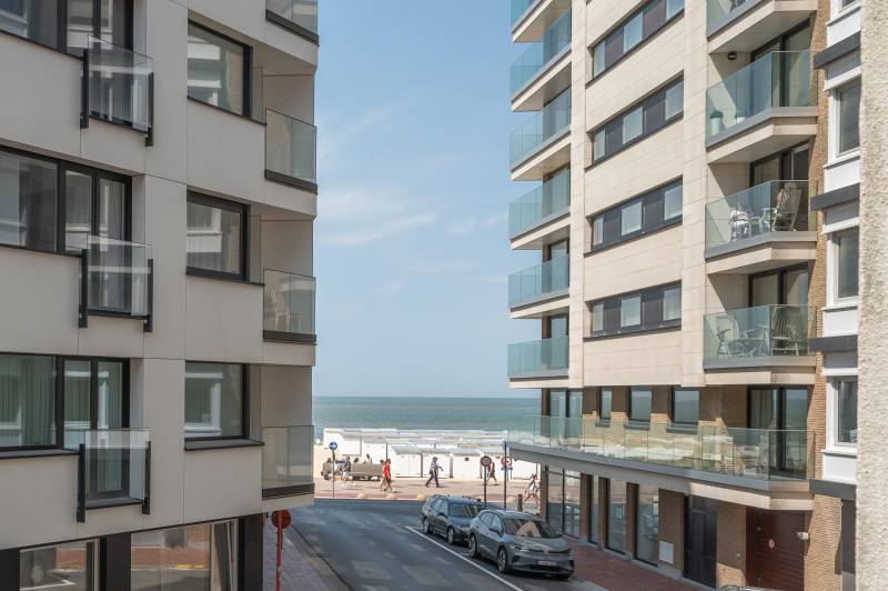 VERKOOP Appartement 3 SLPK Knokke-Zoute - zijdelings zeezicht / TOPRENOVATIE!