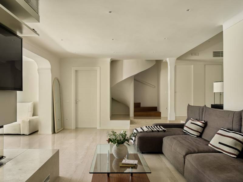 VERKOOP VILLA 6 SLPK SAINT-TROPEZ - Uitzonderlijke ligging vlakbij het strand