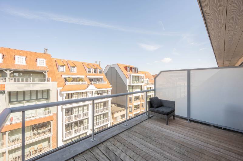 VERKOOP APPARTEMENT 3 SLPK Knokke-Heist - Duplex penthouse met zijdelings zeezicht