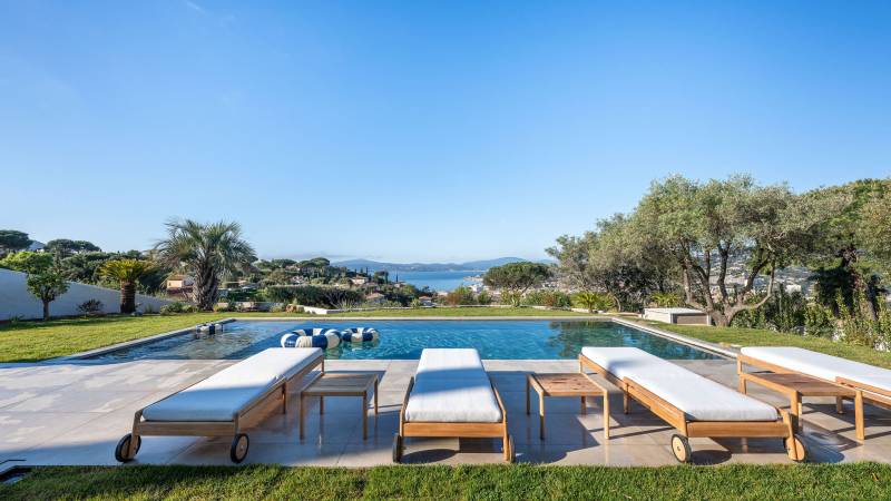VERKOOP Villa 4 SLPK SAINTE-MAXIME - Panoramisch zeezicht