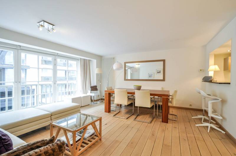 VERHUUR  Appartement 2 SLPK Knokke-Zoute -Kustlaan / vlakbij Driehoeksplein