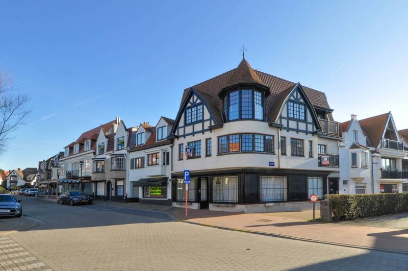 VERKOOP  Appartement 2 SLPK Knokke-Zoute -Hoekappartement Amerikapad vlakbij Dominicanenkerk