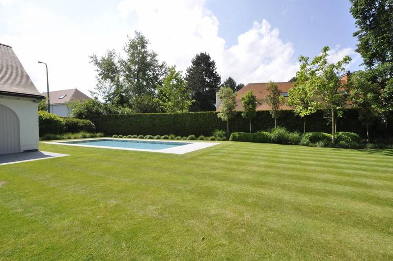 VERKOOP Villa 7 SLPK Knokke-Zoute -Alleenstaande hedendaagse villa met zwembad 