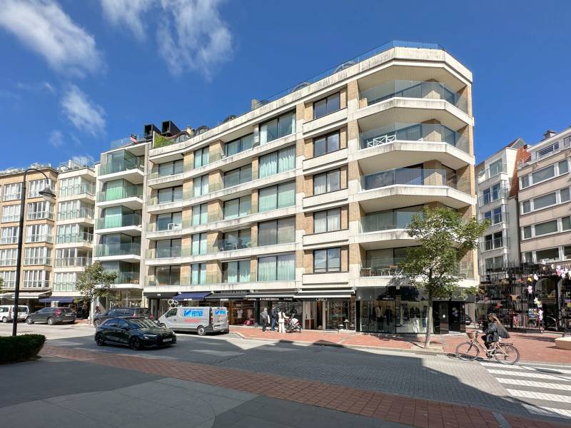 VERKOOP APPARTEMENT 1 SLPK KNOKKE-ZOUTE - ZIJDELINGS ZEEZICHT / TSS. ALBERTPLEIN EN DRIEHOEKSPLEIN