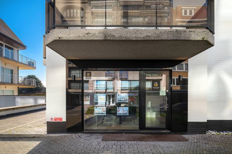 VERKOOP Commercieel pand Knokke-Zoute - Kustlaan / aan Minigolf