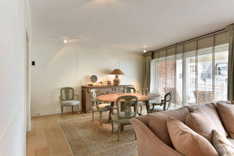 VERKOOP  Appartement 2 SLPK Knokke-Zoute -Kustlaan / inrichting OBUMEX