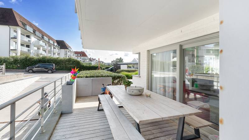 VERKOOP Appartement 2 SLPK Knokke-Zoute - Hoekappartement met tuin / aan wandeldijk