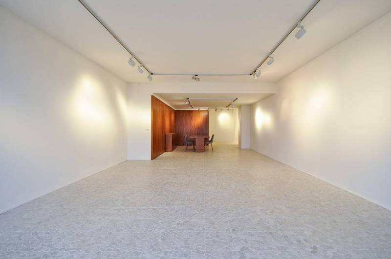 VERKOOP  Knokke-Zoute - Handelspand gelegen op de Zeedijk