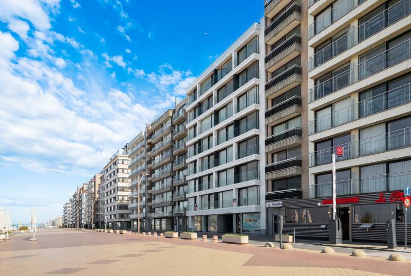VERKOOP APPARTEMENT 2 SLPK Knokke-Heist - Zeedijk / aan het Lichttorenplein