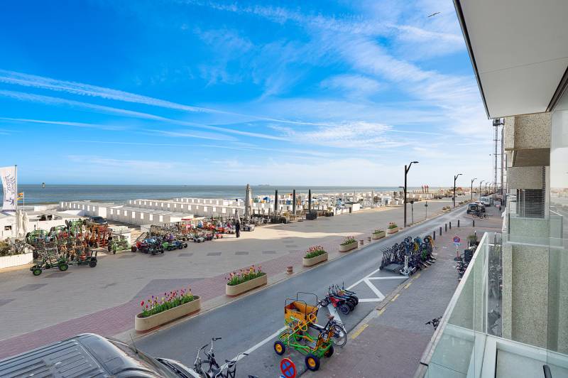 VERKOOP APPARTEMENT 2 SLPK Knokke-Heist - Zeedijk / aan het Lichttorenplein